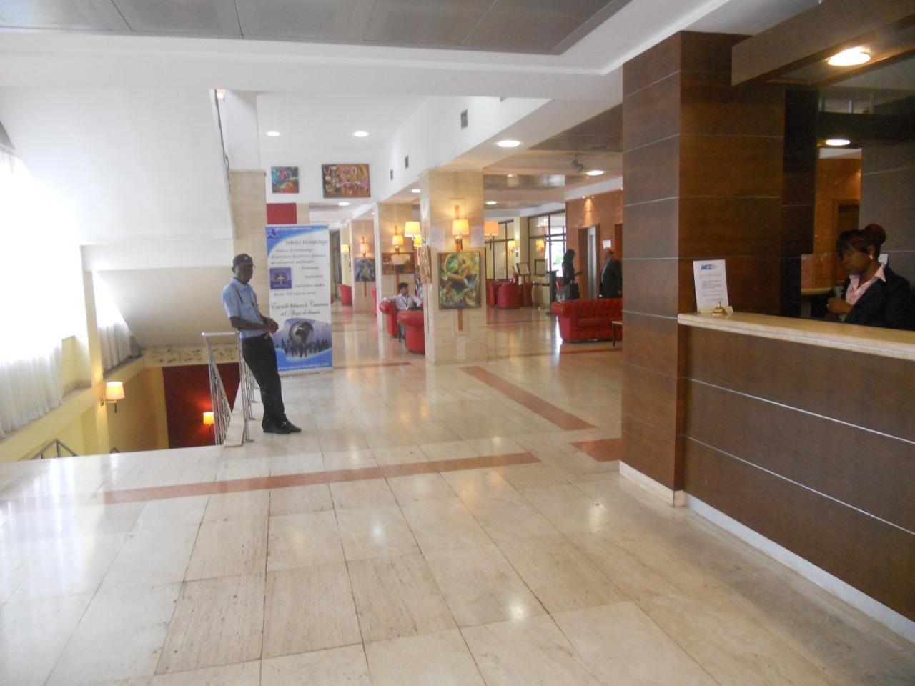 Djeuga Palace Hotel Yaoundé 外观 照片